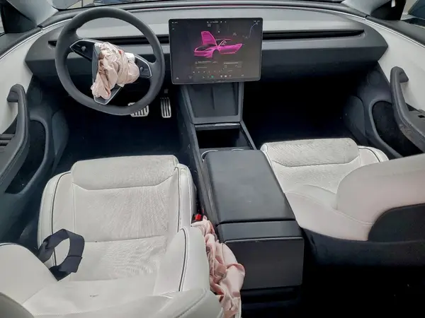 5YJ3E1ET2SF974204 2025 TESLA MODEL 3 - Image 8