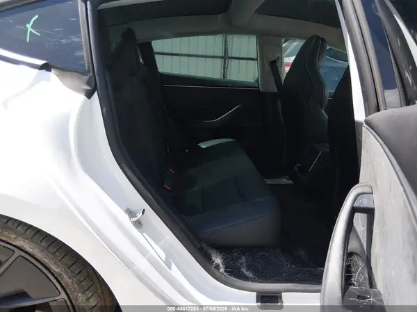 5YJ3E1ET2SF984960 2025 TESLA MODEL 3 - Image 8