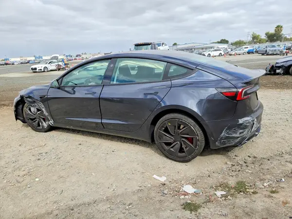 5YJ3E1ET2TF158398 2026 TESLA MODEL 3 - Image 2