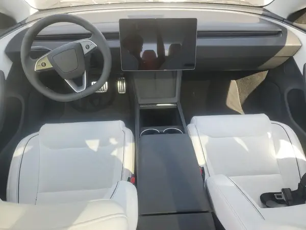 5YJ3E1ET2TF169708 2026 TESLA MODEL 3 - Image 8
