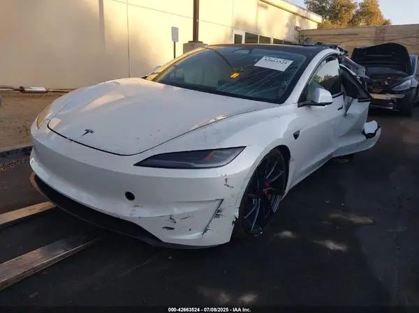 5YJ3E1ET3RF768626 2024 TESLA MODEL 3 - Image 2