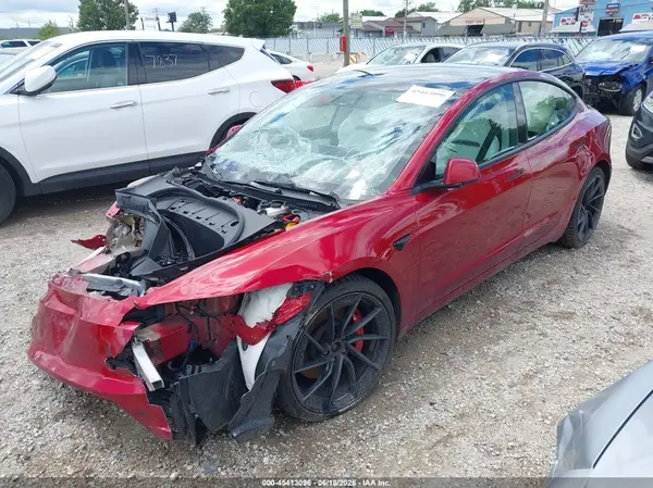5YJ3E1ET3RF769601 2024 TESLA MODEL 3 - Image 2