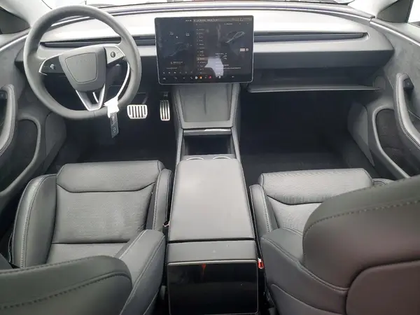 5YJ3E1ET3RF806792 2024 TESLA MODEL 3 - Image 8