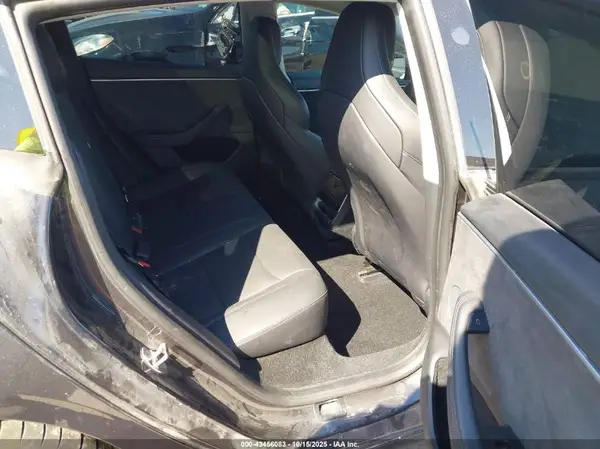 5YJ3E1ET3RF822720 2024 TESLA MODEL 3 - Image 8