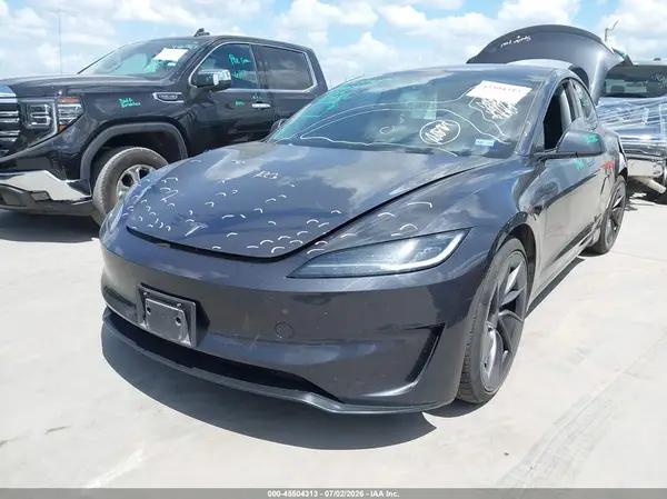 5YJ3E1ET3RF829831 2024 TESLA MODEL 3 - Image 2