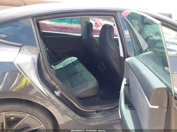 5YJ3E1ET3RF829831 2024 TESLA MODEL 3 - Image 8