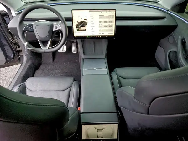 5YJ3E1ET3RF865759 2024 TESLA MODEL 3 - Image 8