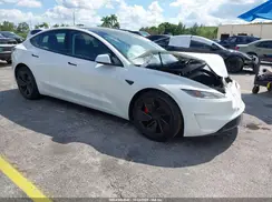 5YJ3E1ET3RF889091 2024 TESLA MODEL 3