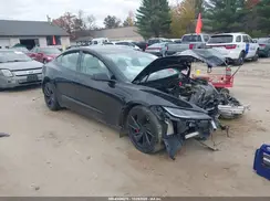 5YJ3E1ET3RF900493 2024 TESLA MODEL 3
