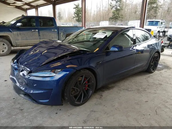 5YJ3E1ET3SF063184 2025 TESLA MODEL 3 - Image 2
