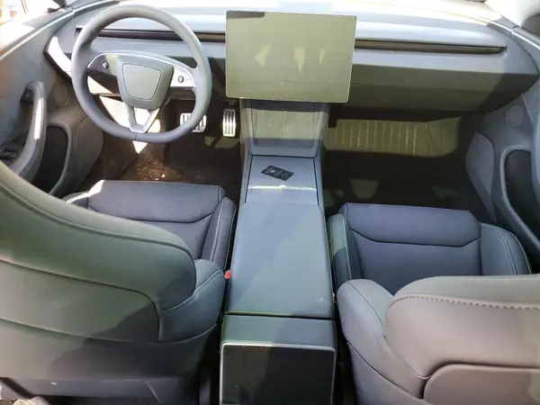 5YJ3E1ET3SF069678 2025 TESLA MODEL 3 - Image 8