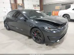 5YJ3E1ET3SF971988 2025 TESLA MODEL 3