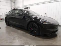 5YJ3E1ET4RF788464 2024 TESLA MODEL 3