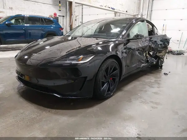 5YJ3E1ET4RF788464 2024 TESLA MODEL 3 - Image 2