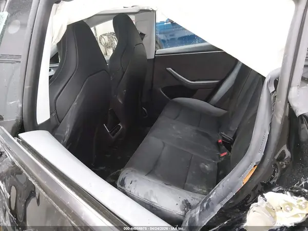5YJ3E1ET4RF788464 2024 TESLA MODEL 3 - Image 8