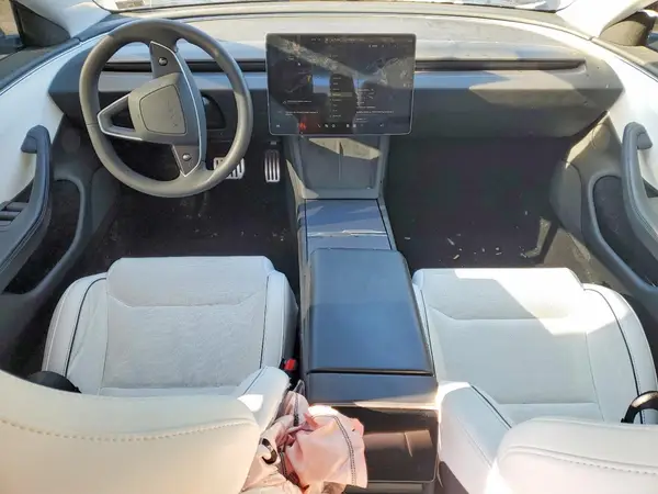 5YJ3E1ET4RF826937 2024 TESLA MODEL 3 - Image 8