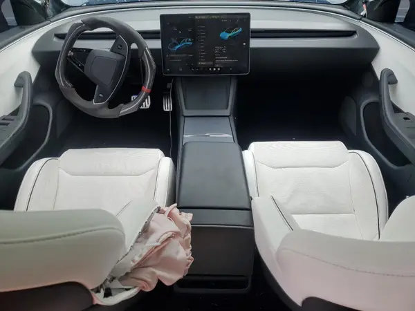 5YJ3E1ET4RF843298 2024 TESLA MODEL 3 - Image 8