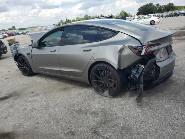 5YJ3E1ET4RF859257 2024 TESLA MODEL 3 - Image 2