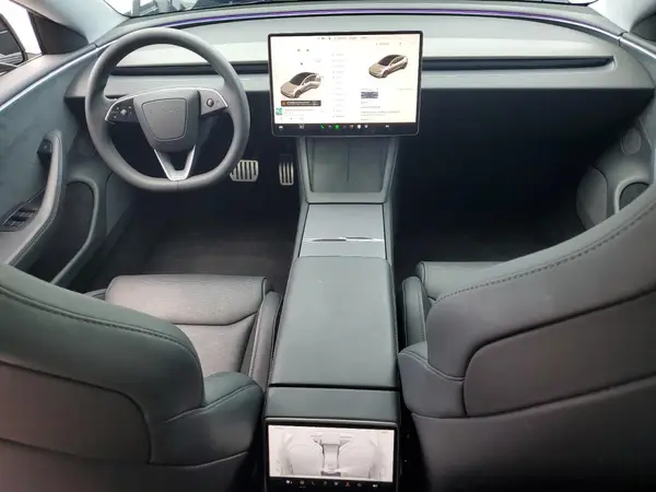 5YJ3E1ET4RF859257 2024 TESLA MODEL 3 - Image 8