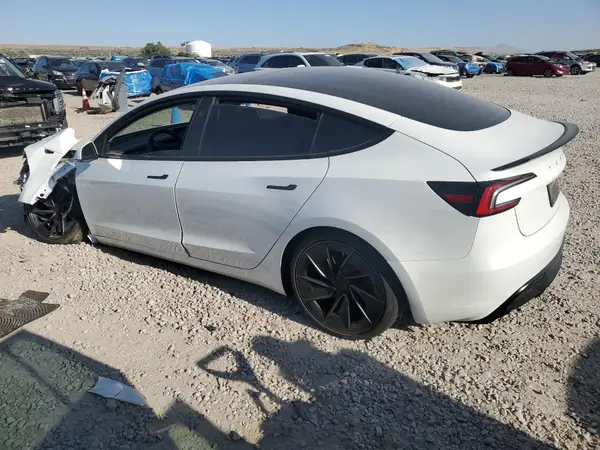 5YJ3E1ET4RF861347 2024 TESLA MODEL 3 - Image 2