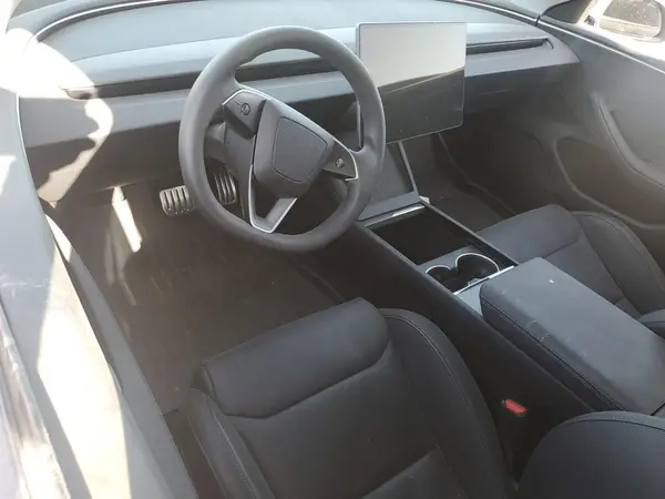 5YJ3E1ET4RF861347 2024 TESLA MODEL 3 - Image 8