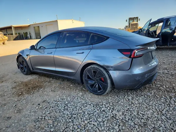 5YJ3E1ET4RF862417 2024 TESLA MODEL 3 - Image 2