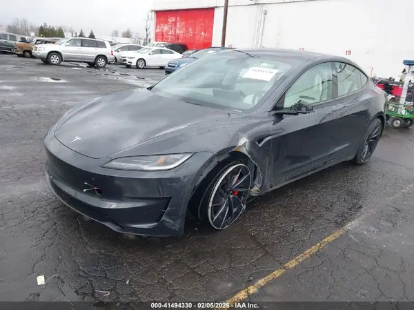 5YJ3E1ET4RF870856 2024 TESLA MODEL 3 - Image 2