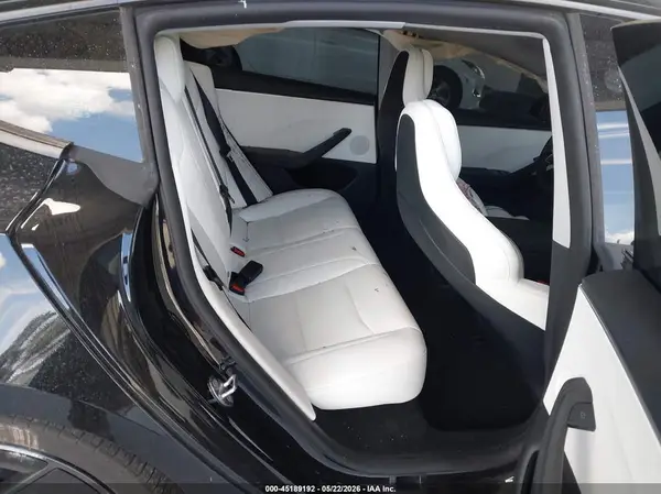 5YJ3E1ET4SF028511 2025 TESLA MODEL 3 - Image 8