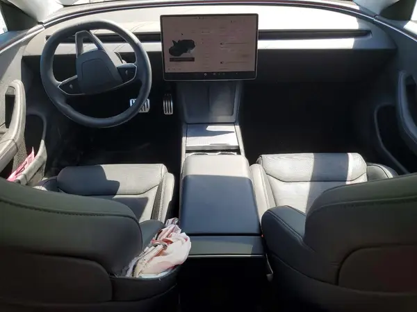 5YJ3E1ET4SF036138 2025 TESLA MODEL 3 - Image 8