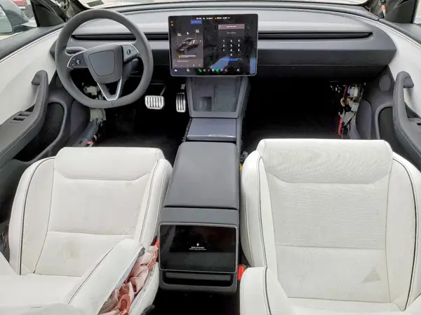 5YJ3E1ET4SF122436 2025 TESLA MODEL 3 - Image 8