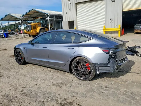 5YJ3E1ET4SF938529 2025 TESLA MODEL 3 - Image 2