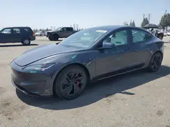 5YJ3E1ET4SF964385 2025 TESLA MODEL 3