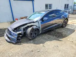5YJ3E1ET4SF966993 2025 TESLA MODEL 3