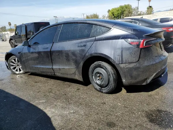 5YJ3E1ET5RF781734 2024 TESLA MODEL 3 - Image 2