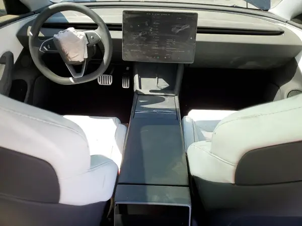 5YJ3E1ET5RF781734 2024 TESLA MODEL 3 - Image 8