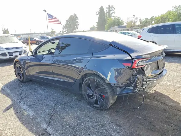 5YJ3E1ET5RF793852 2024 TESLA MODEL 3 - Image 2