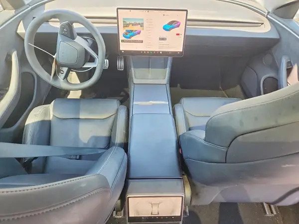 5YJ3E1ET5RF806969 2024 TESLA MODEL 3 - Image 8