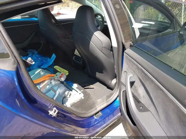 5YJ3E1ET5RF807331 2024 TESLA MODEL 3 - Image 8