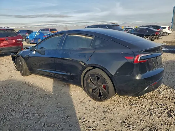 5YJ3E1ET5RF820919 2024 TESLA MODEL 3 - Image 2