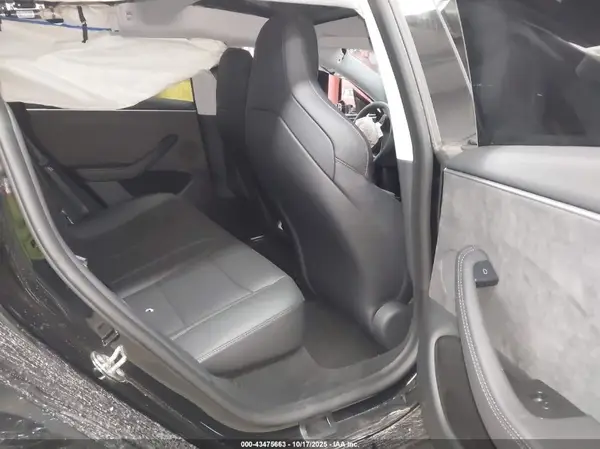 5YJ3E1ET5RF825103 2024 TESLA MODEL 3 - Image 8
