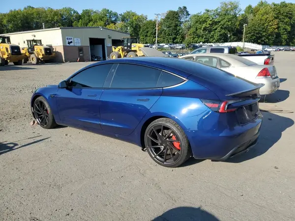 5YJ3E1ET5RF827692 2024 TESLA MODEL 3 - Image 2