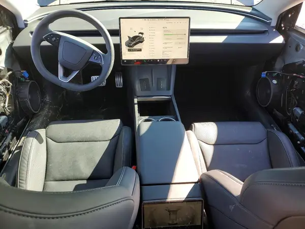 5YJ3E1ET5RF845447 2024 TESLA MODEL 3 - Image 8