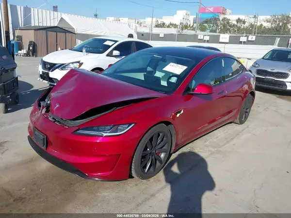 5YJ3E1ET5RF854570 2024 TESLA MODEL 3 - Image 2