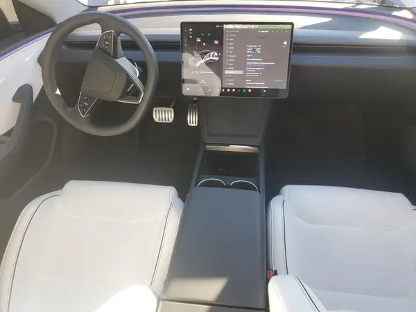 5YJ3E1ET5RF887262 2024 TESLA MODEL 3 - Image 8