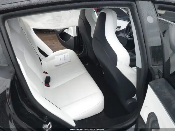 5YJ3E1ET5RF892736 2024 TESLA MODEL 3 - Image 8