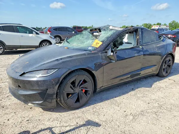 5YJ3E1ET5RF903749 2024 TESLA MODEL 3 - Image 1