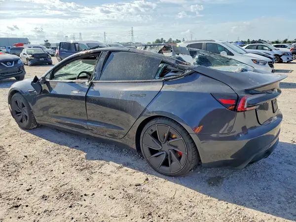 5YJ3E1ET5RF903749 2024 TESLA MODEL 3 - Image 2