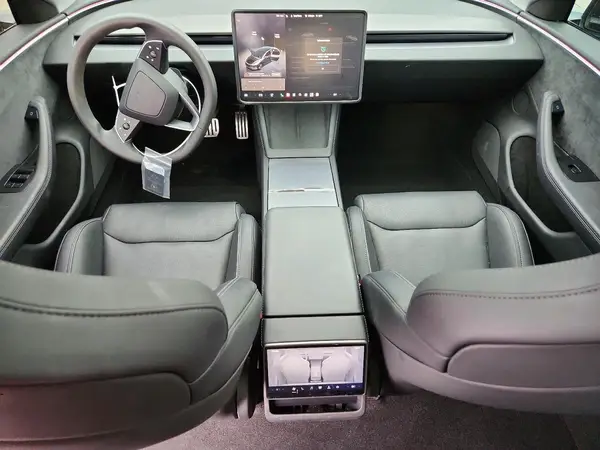 5YJ3E1ET5SF986279 2025 TESLA MODEL 3 - Image 8