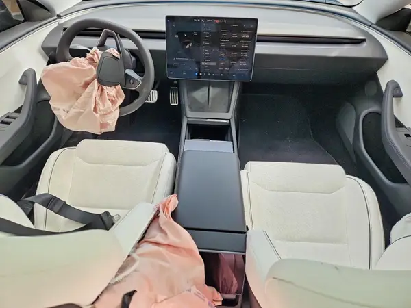 5YJ3E1ET5TF143491 2026 TESLA MODEL 3 - Image 8