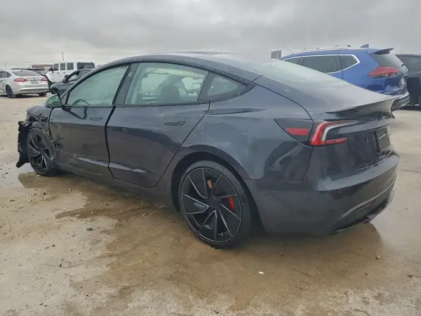 5YJ3E1ET6RF787994 2024 TESLA MODEL 3 - Image 2